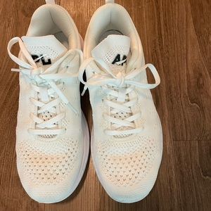 APL TechLoom Pro Sneakers